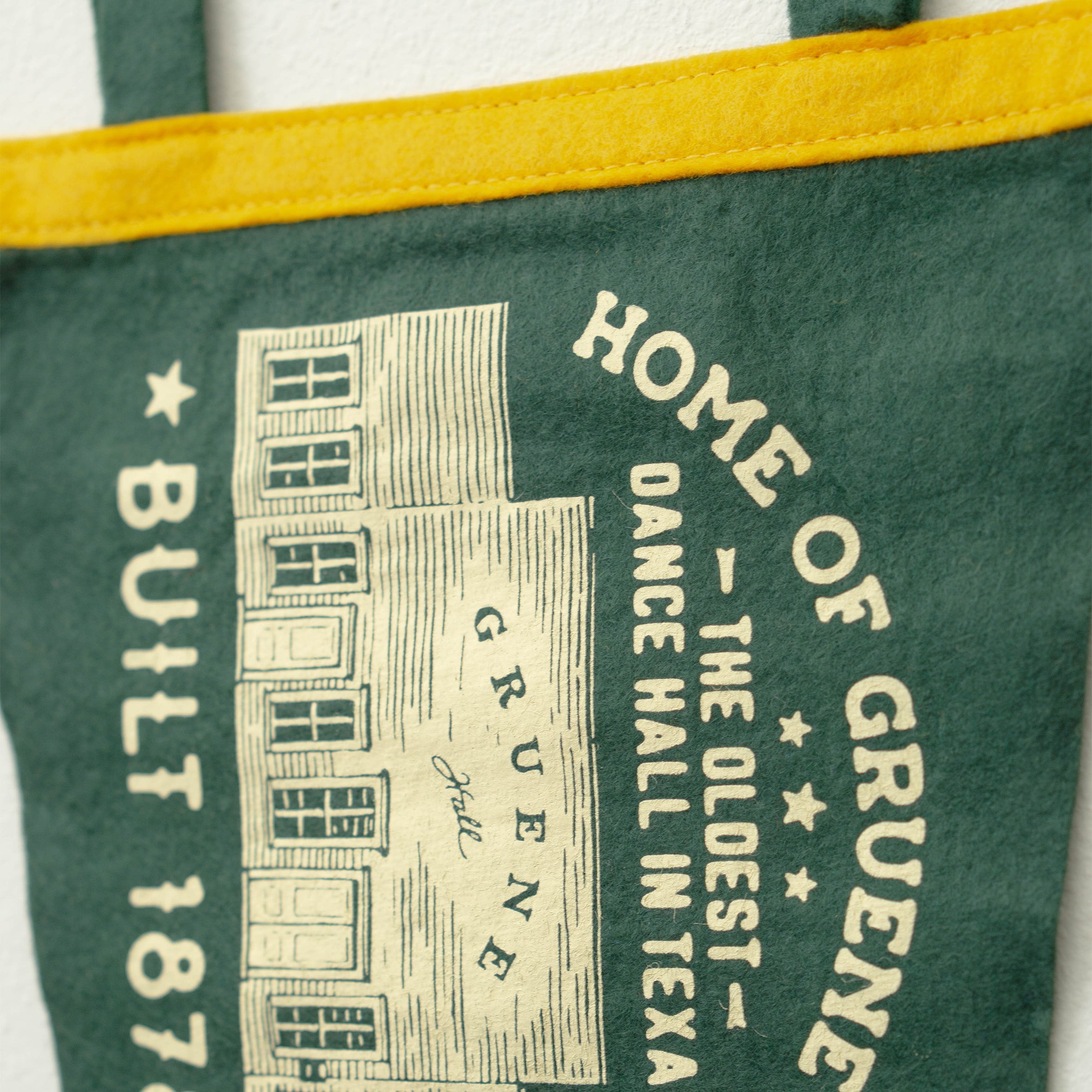 Oxford Pennant x Gruene Hall Home Lg Pennant