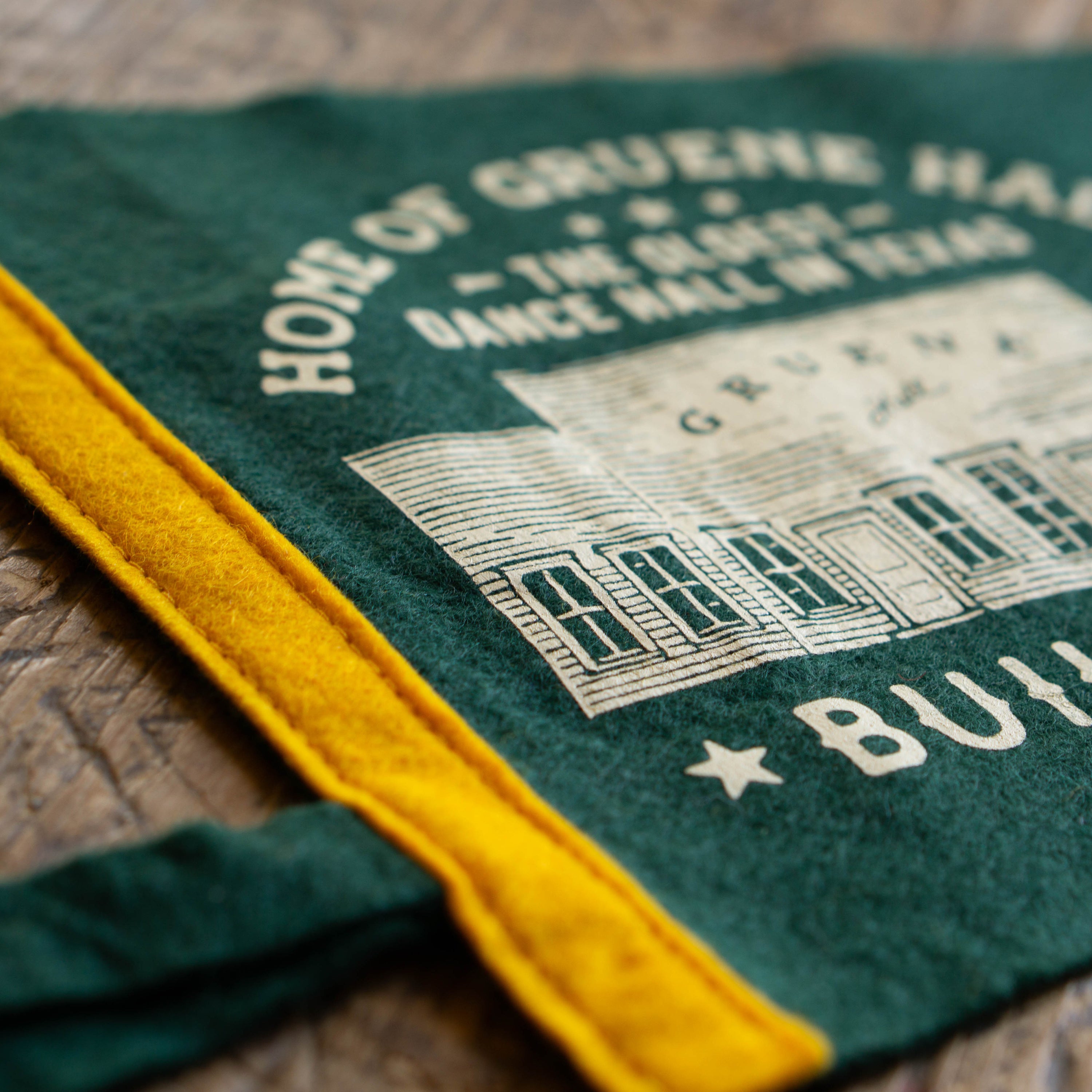 Oxford Pennant x Gruene Hall Home Lg Pennant